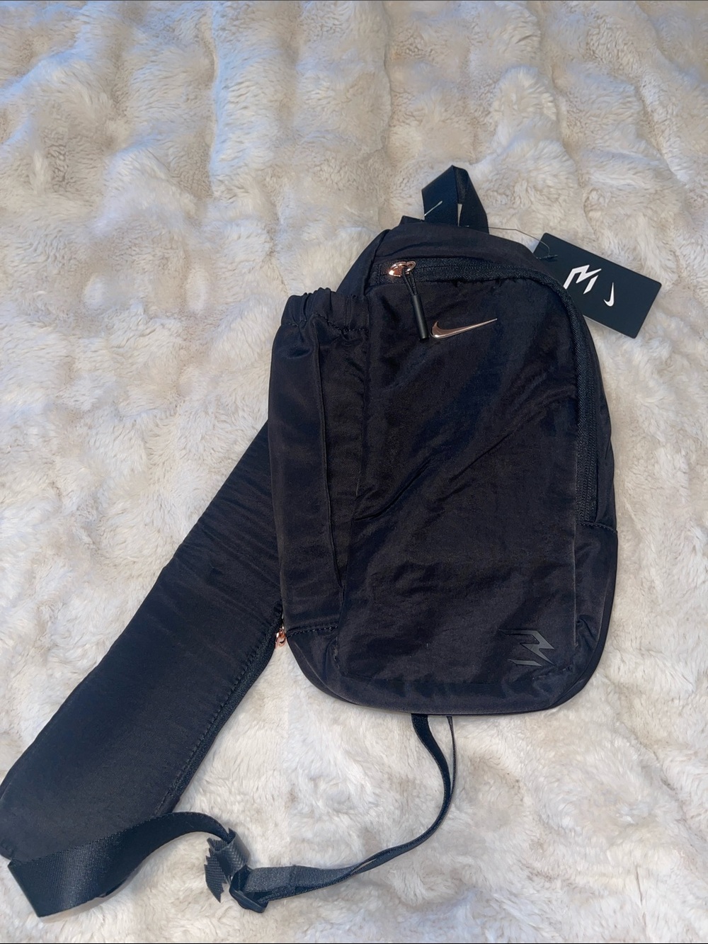 ❤️NEW!!!❤️ NIKE UNISEX FEMME SLING BAG (3L) | BLACK/ROSE GOLD